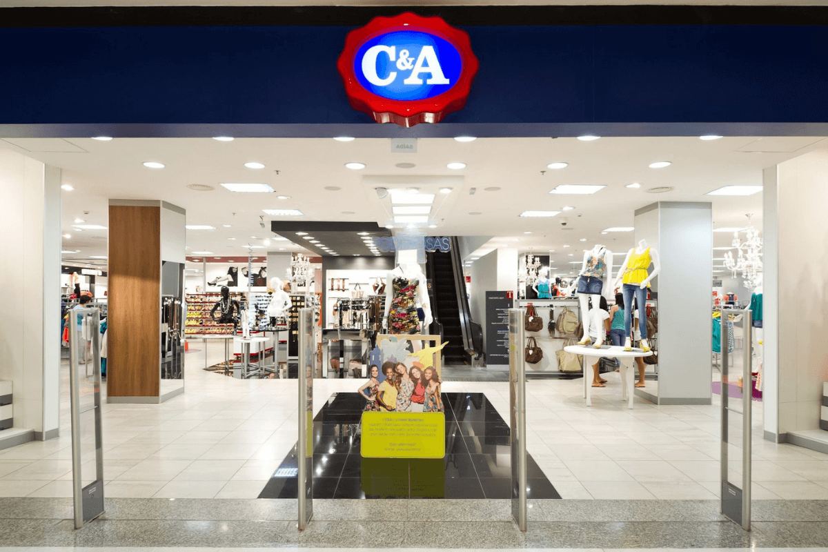 Rede Internacional de Lojas de Moda com vagas no RJ e SP