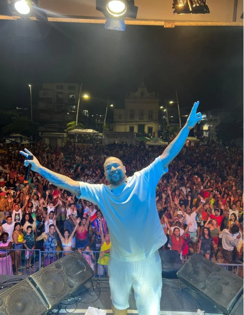 Lucas Matos celebra estreia no Carnaval de Salvador. Foto: Divulgação