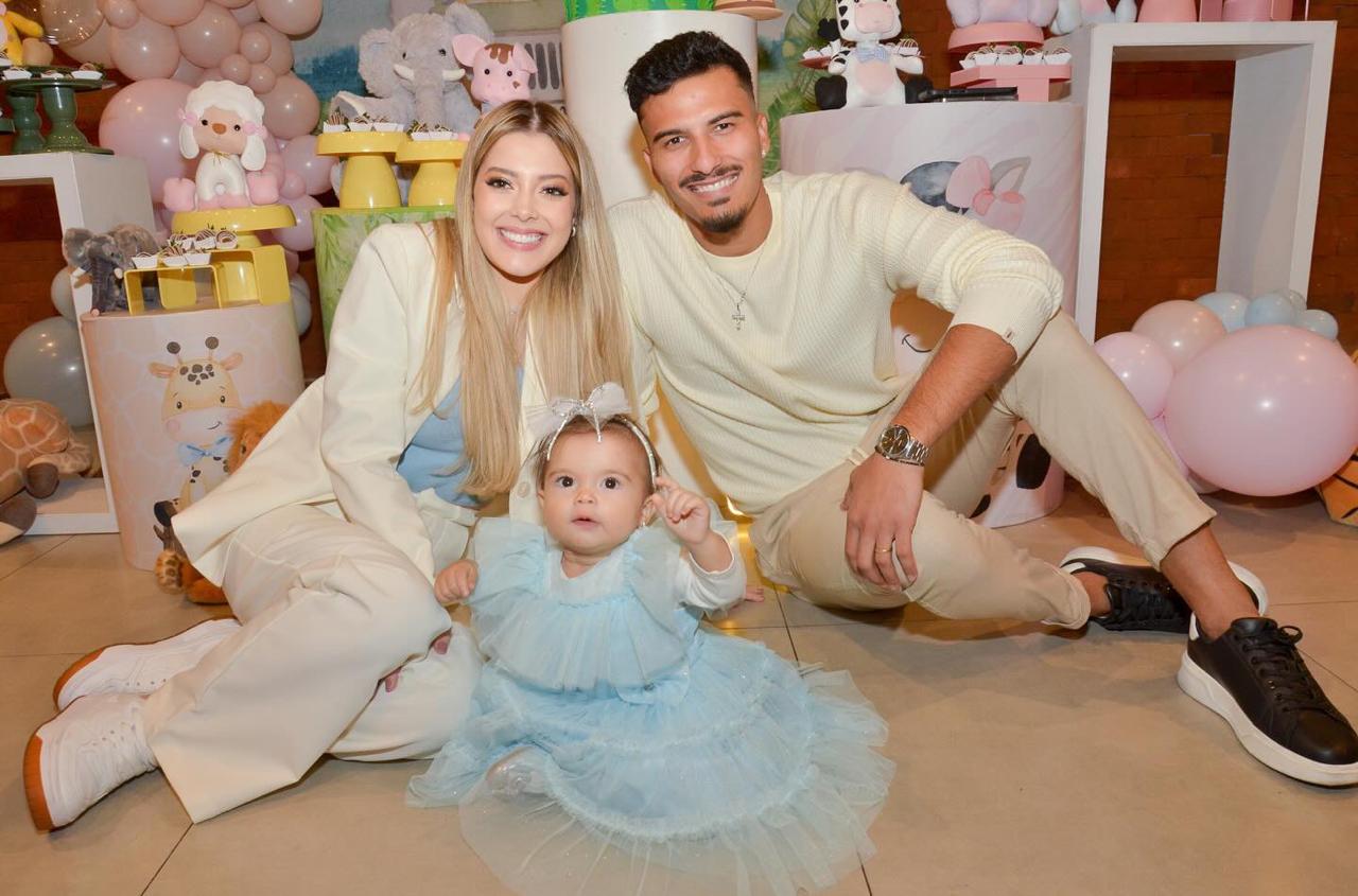 Juliana e Walce Costa celebram aniversário de um ano da filha Alice em buffet de Santo André