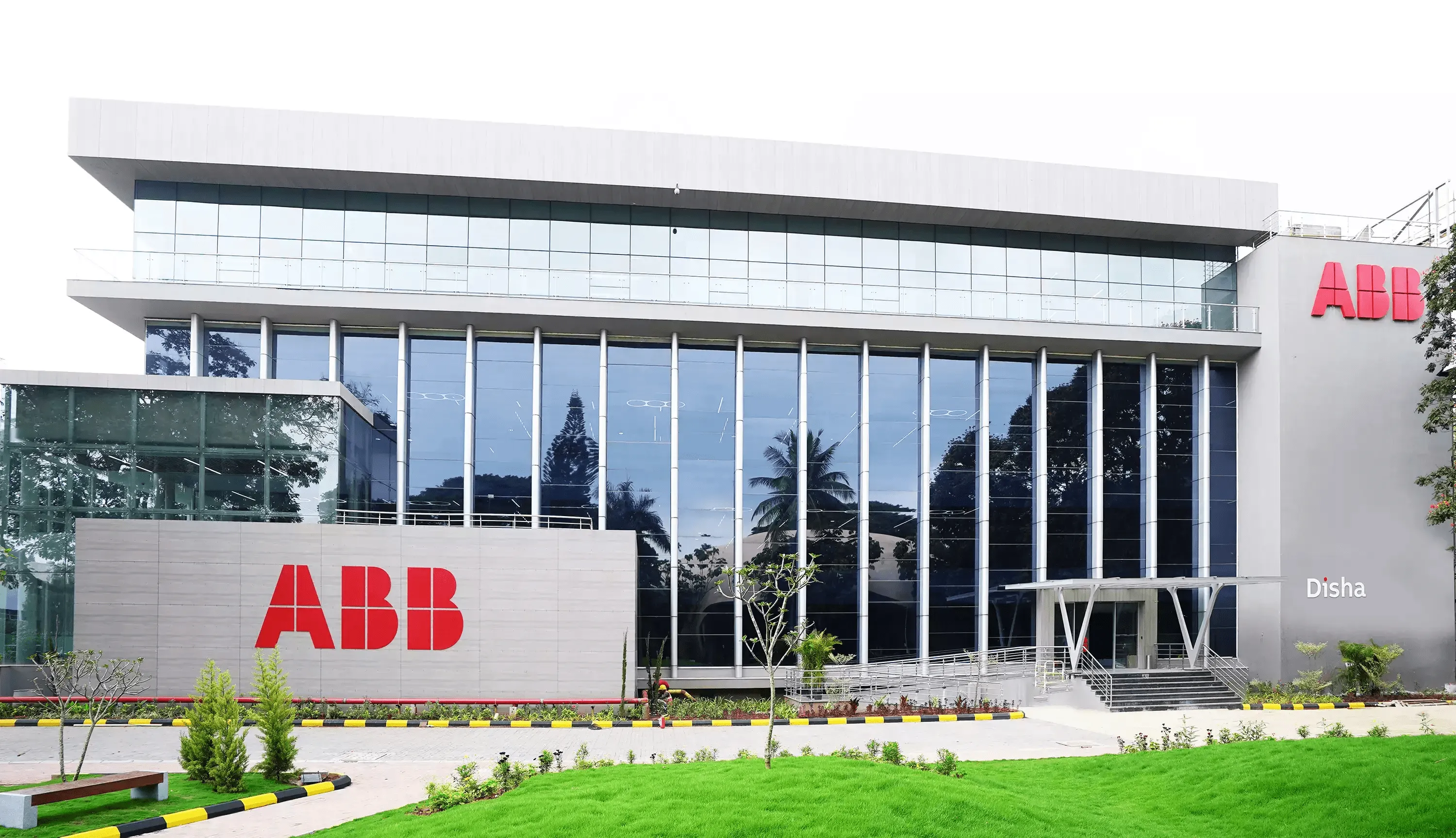 ABB, multinacional da Suiça, contratando em SP e RJ