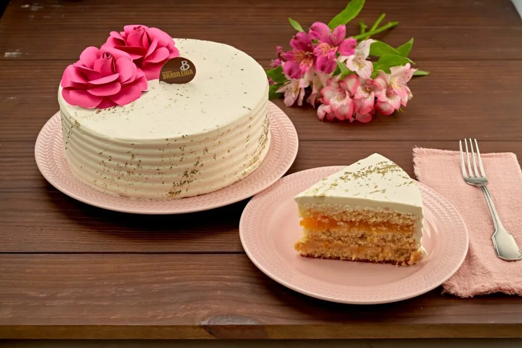 Padaria Brasileira lança sabor exclusivo de bolo para o Dia das Mães