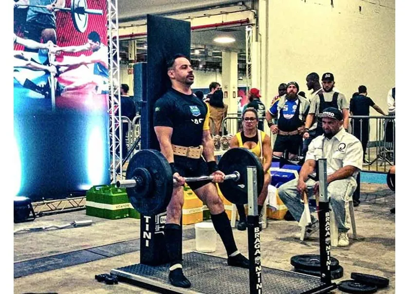 WORLD POWERLIFTING: Júlio Ferraz é convocado