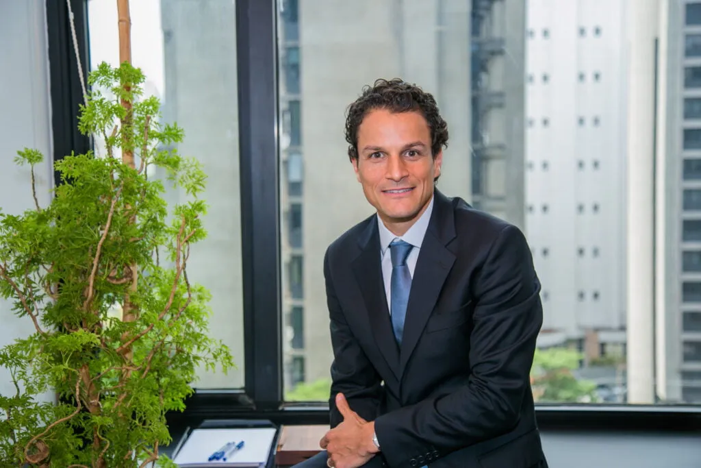 Marcelo Apovian, autor do livro