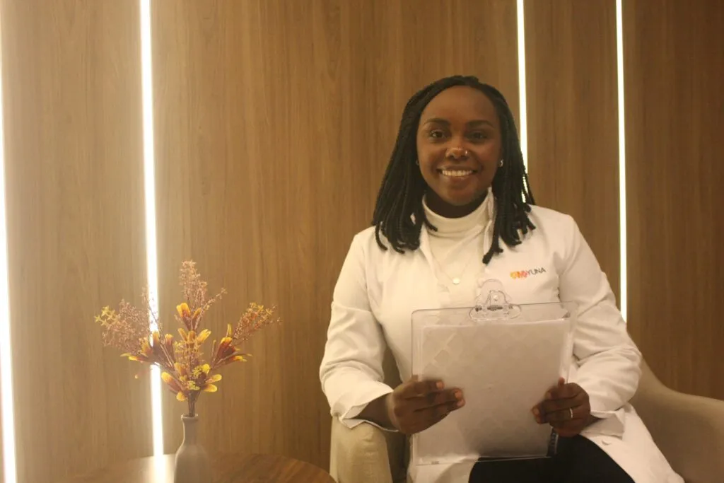 Assistente Social na Transição de Cuidados: Qual a sua atuação? Foto: Thamires Alves, Assistente Social da Yuna